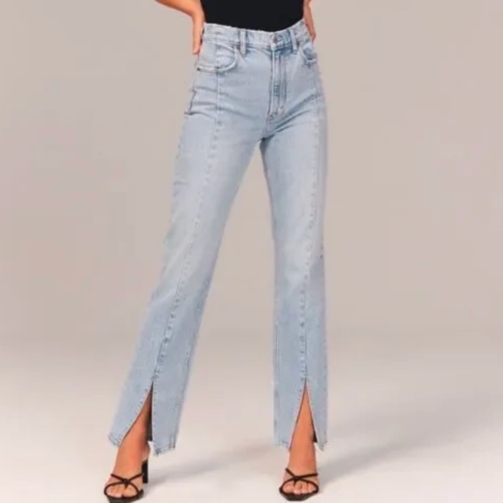 Abercrombie & Fitch The 90s Straight Ultra High Rise Light Wash Jeans 26 2